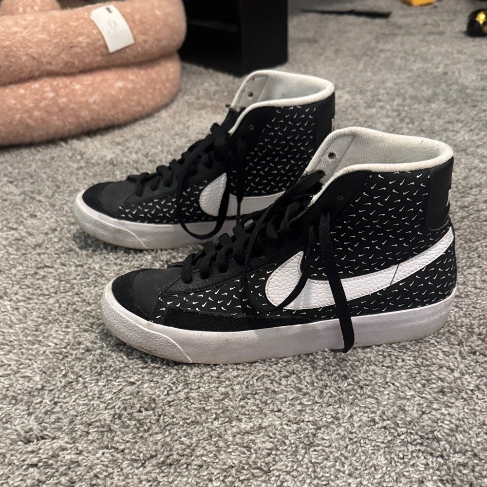 Nike kid blazers Sneakers